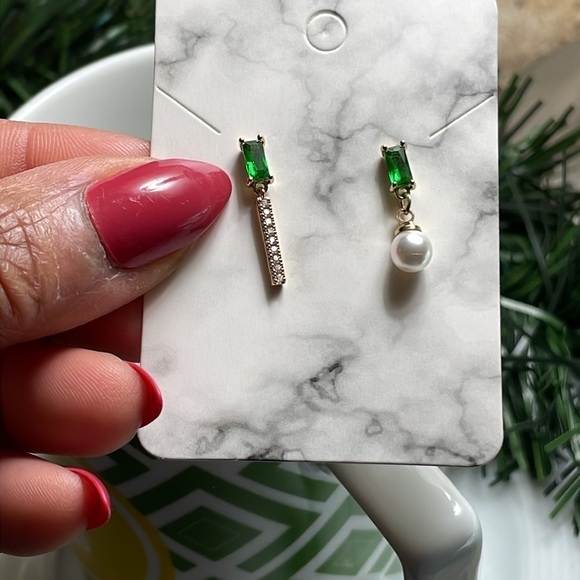 Green Jewel And Rhinestone Asymmetrical Drop Earrings - Picture 12 of 12